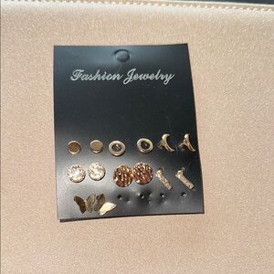 Gold Tone Fashion Jewelry Earring Set